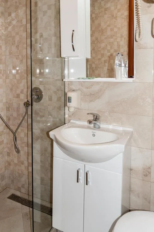 Single Room — Hotel Rendez Vous